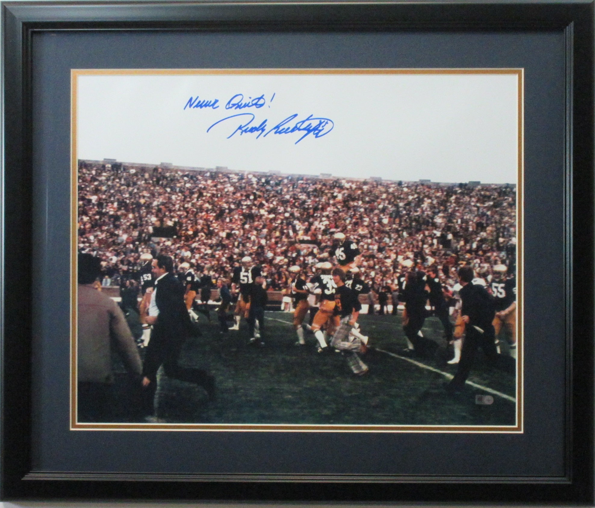 Rudy Ruettiger Notre Dame Autographed 16x20 "Never Quit" Photo Framed