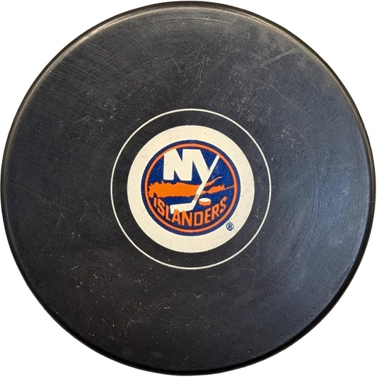 New York Islanders Souvenir Hockey Puck NHL Officially Licensed
