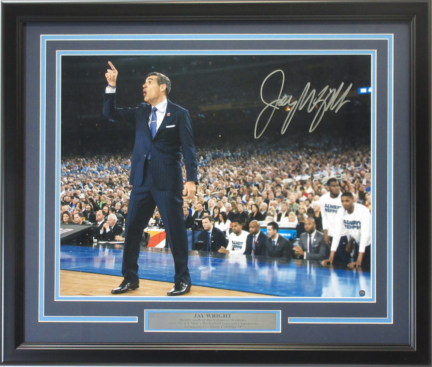 Jay Wright Autographed 16x20 Villanova Wildcats "Courtside" Photo