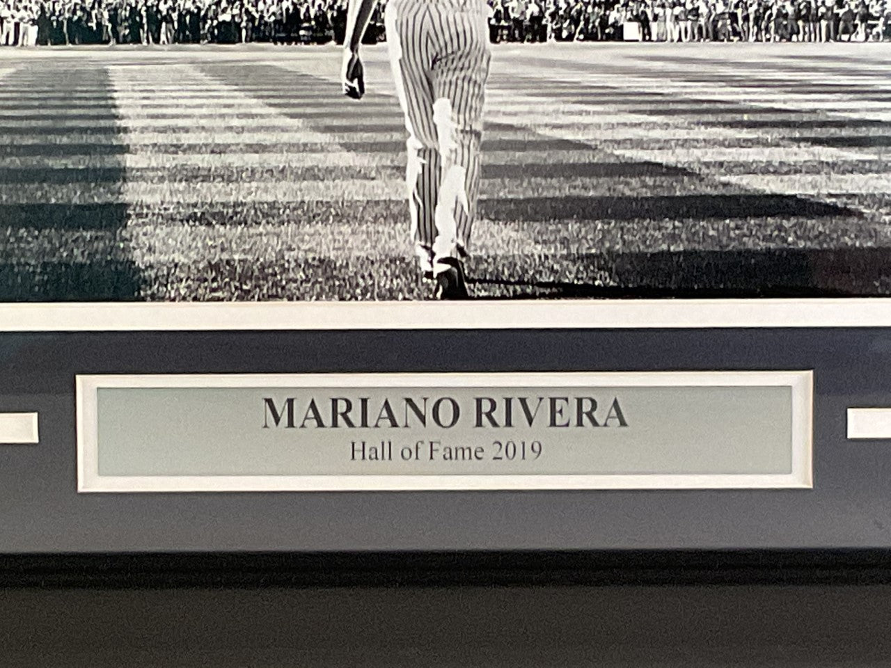 Mariano Rivera New York Yankees Autographed 16x20 Photo Framed